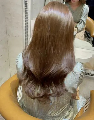 ロング 脱白髪染め/ 髪質改善/ハクのヘアスタイル