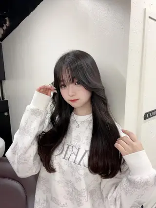 ロング ウルフ/レイヤー /髪質改善　ナユタのヘアスタイル