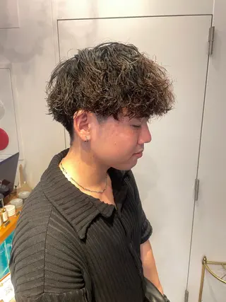 パーマ メンズ RIN／韓国ヘア レイヤーカットのヘアスタイル