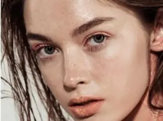 アイブロウ MILLOR “ミラー”のヘアスタイル