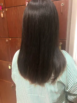 ロング すざき ことみのヘアスタイル