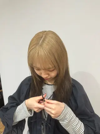 セミロング カラー 咲良 / allum 鈴鹿のヘアスタイル