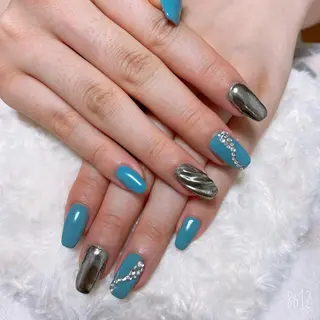 ネイル The Best Beauty受付担当のヘアスタイル