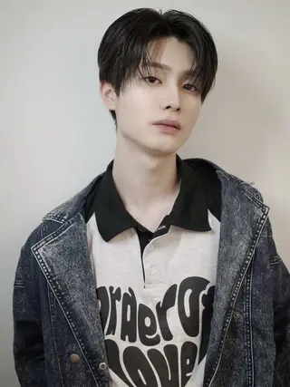 メンズ excia 西梅田店所属・mioメンズ縮毛矯正 ／メンズカット／眉毛のヘアスタイル