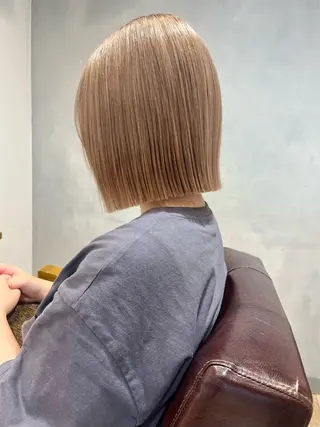 ショート カラー 地毛風ストレート ミニボブ🌷江梨🍎のヘアスタイル