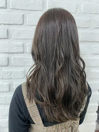 ロング カラー 【センターパート/ マッシュ】ryokaのヘアスタイル