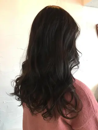 ロング カラー 松田 由紀子のヘアスタイル