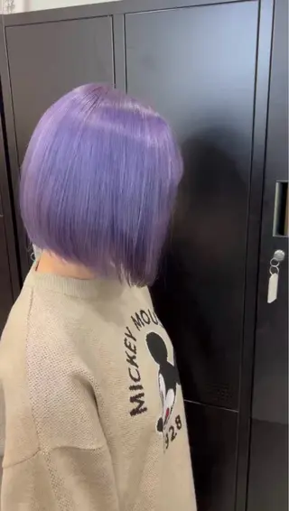 ミディアム カラー 鈴木 凜音のヘアスタイル