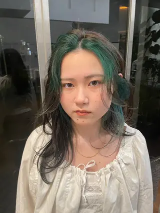 ロング miu /透明感カラーのヘアスタイル