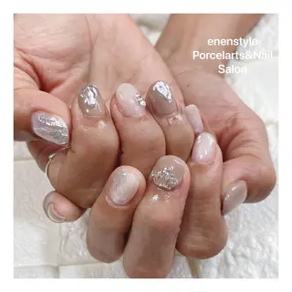 ショート ネイル 👑enen style👑のネイルデザイン