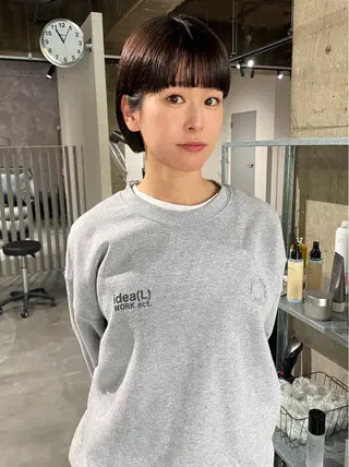 ショート ofF élua所属・🌵ボブ/切りっぱな し/ショート藤長芽生のヘアスタイル