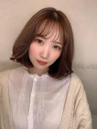 ショート カラー 透明感/オリーブ/ グレージュ/YUKAのヘアスタイル