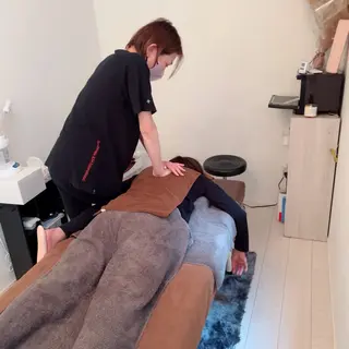 美容整体 ×美肌　隠れ家サロン　Ageha所属・美容もみほぐし整体 Agehaのエステ・リラクイメージ