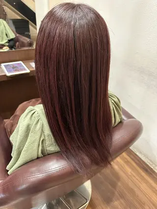 セミロング カラー 岡嶋 菜々子のヘアスタイル