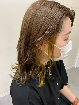 セミロング カラー 平野 優奈のヘアスタイル
