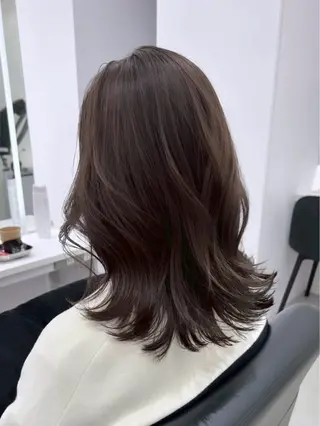 ミディアム カラー 🖤:抜け感×大人 スタイル/Aoiのヘアスタイル