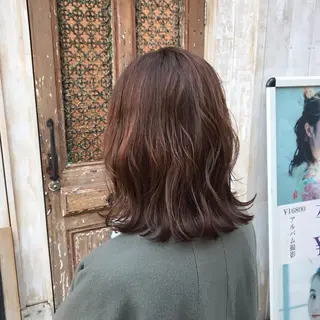 ミディアム 【指名No1】飯塚 宏美のヘアスタイル