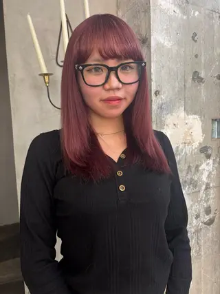 カラー HACO+ /MOE モエのヘアスタイル