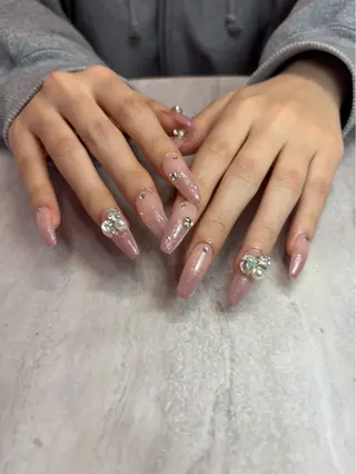 ネイル salon R&B所属・salon R&B Jr.ネイリストのネイルデザイン