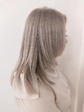 ロング カラー デザインカラー髪質 改善Lilithのその他イメージ