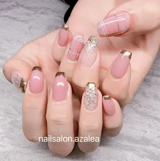 ネイル R inのネイルデザイン