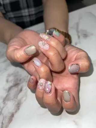 ネイル Nail Salon L'arc所属・☆Mèo ☆のネイルデザイン