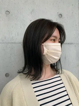 ミディアム カラー カネコ ユカリのヘアスタイル