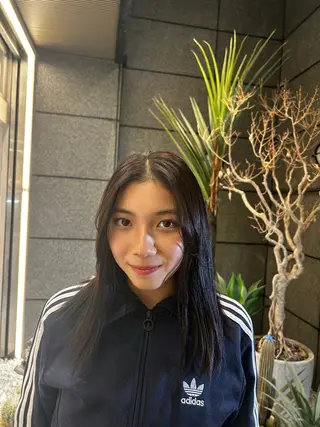 セミロング カラー ꪆৎ平行アーチ ྀི ワカナの眉毛・アイブロウイメージ