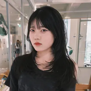 ロング 東山 涼嘉のヘアスタイル