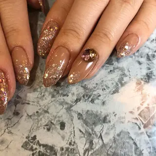 ネイル 河野 弥月のネイルデザイン