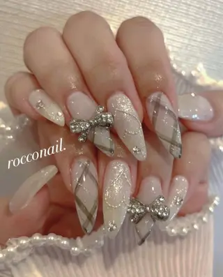 ネイル Taeyeon ANA.CHUOのネイルデザイン