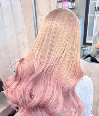 カラー 漆畑 莉奈のヘアスタイル