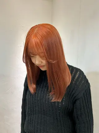 カラー moeka 表参道のヘアスタイル