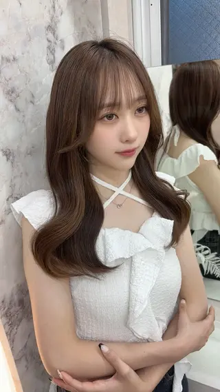 セミロング カラー ️🫧中島遼香🫧 Ess🪽髪質改善のヘアスタイル