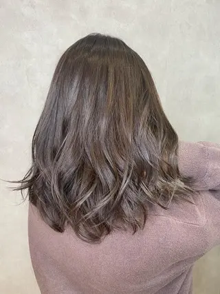 ミディアム カラー Fi-Ne所属・✨️プルエクステ ディプロマ取得✨️のヘアスタイル
