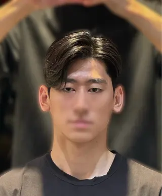 ショート パーマ メンズ YUKI🇰🇷 カルマ／ダウンパーマのヘアスタイル