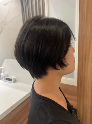 ショート 村中 逸紀のヘアスタイル