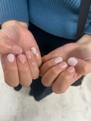 ネイル マハロネイルサロン横浜店所属・吉田 里菜のネイルデザイン