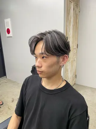 カラー メンズ 新宿/韓国ヘア/ 髪質改善ストレートのヘアスタイル