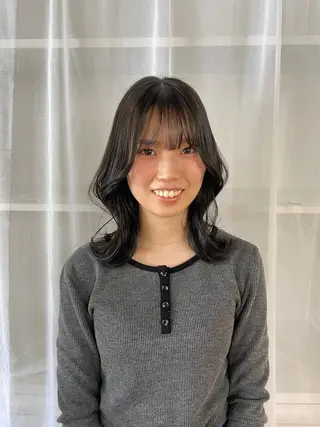 ミディアム カラー FERIA  あべの 🌼西口実来🌼のヘアスタイル