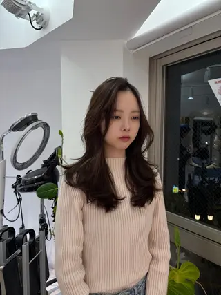 ロング カラー レイヤーカット/瀬川 琴音のヘアスタイル