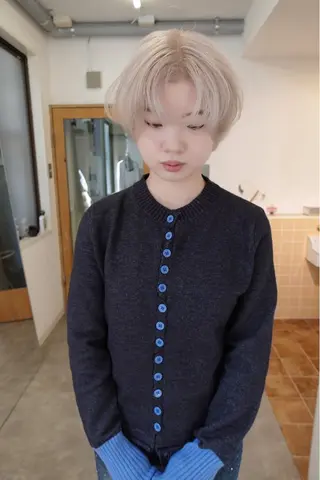 ショート カラー nishido ハイライト/海外ヘアのヘアスタイル