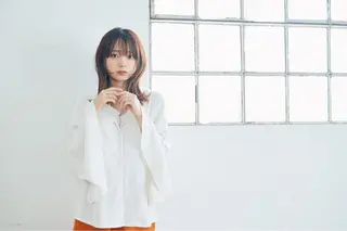 ロング メンズバレイヤージュ 斉藤春のヘアスタイル