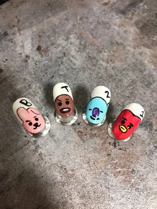 ネイル 宮本 百合子のネイルデザイン