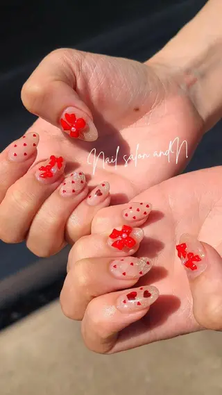 ネイル and Nのネイルデザイン