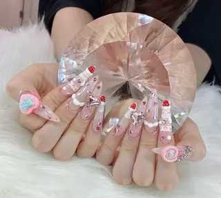 ネイル LoaChaton kaeのネイルデザイン