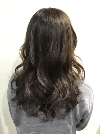 ロング カラー 《放出》Forte マネージャー山根英明のヘアスタイル