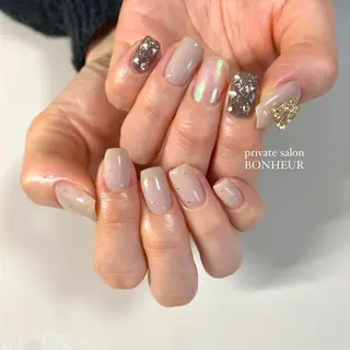 ネイル BONHEUR Annaのネイルデザイン