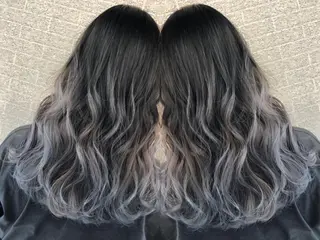 ロング カラー NEO Beauty Salon所属・𝐍𝐄𝐎 𝐉𝐔𝐑𝐈のネイルデザイン