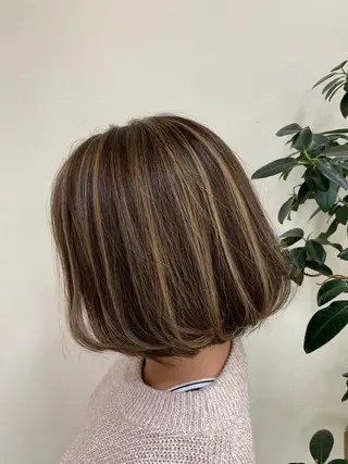 SAEKI【ior 】北千住店ブリーチのヘアスタイル